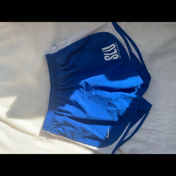 SLU womens nike shorts ✨ - Picture 2 of 2